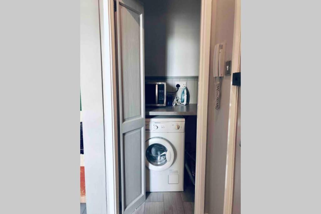 Seaside Escape - Gorgeous 2 Bed Apartment In St-Leonards-On-Sea Hastings Esterno foto