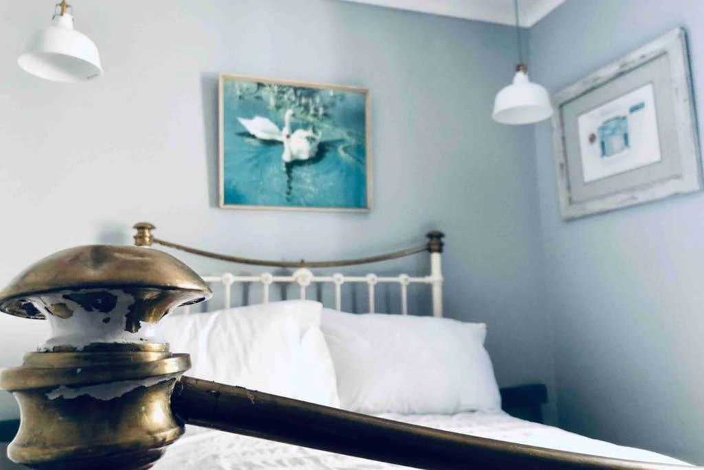 Seaside Escape - Gorgeous 2 Bed Apartment In St-Leonards-On-Sea Hastings Esterno foto