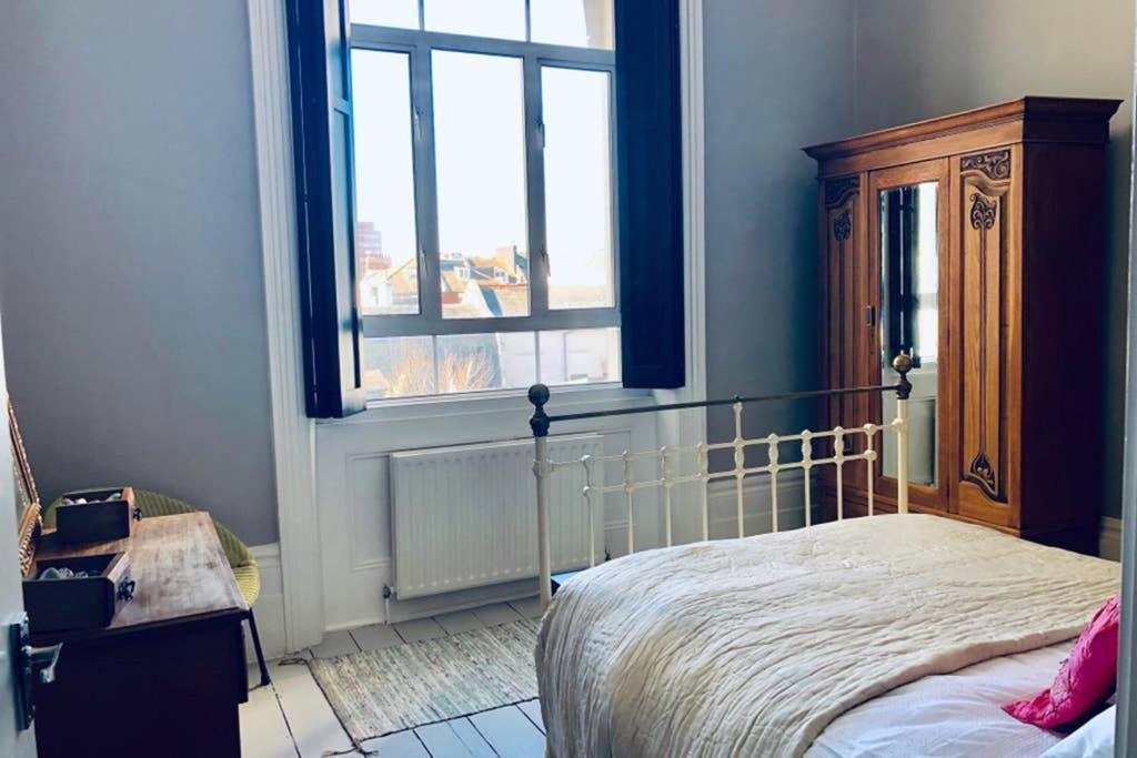 Seaside Escape - Gorgeous 2 Bed Apartment In St-Leonards-On-Sea Hastings Esterno foto